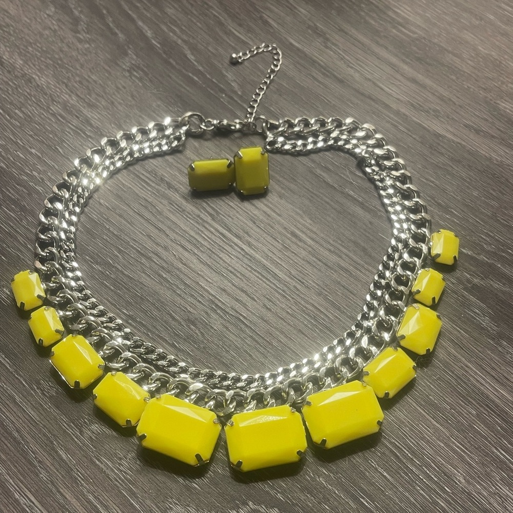 VINTAGE silver and yellow necklace and earrings